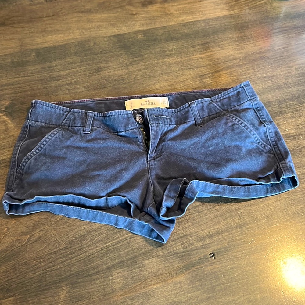 Hollister Navy juniors hipster shorts. Size 3.